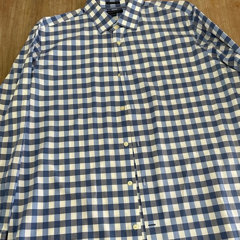 Banana Republic classic plaid